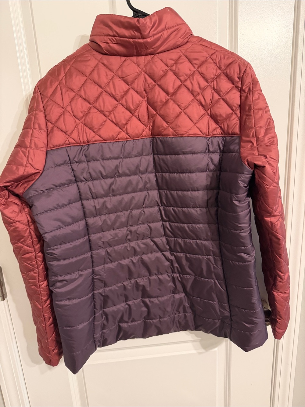 Patagonia Two-Color Quilted Insulated Jacket - Rust Red & Plum - Picture 4 of 4